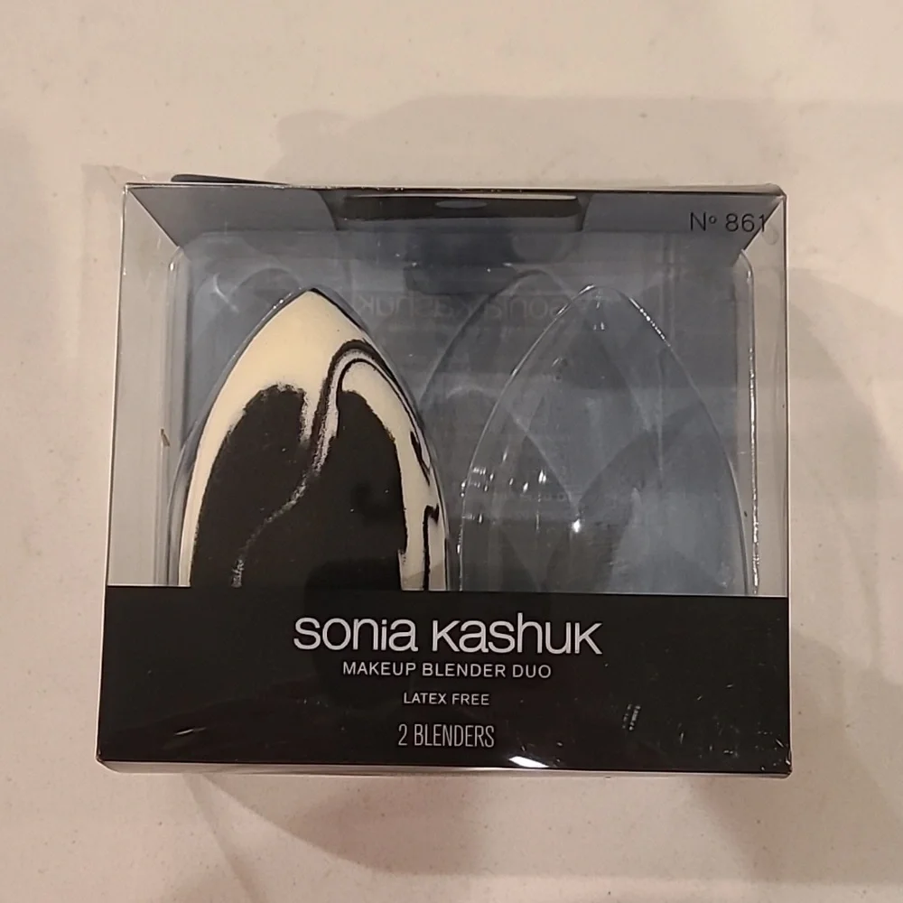 FREE WITH PURCHASE One Sonia Kashuk Makeup Blender.